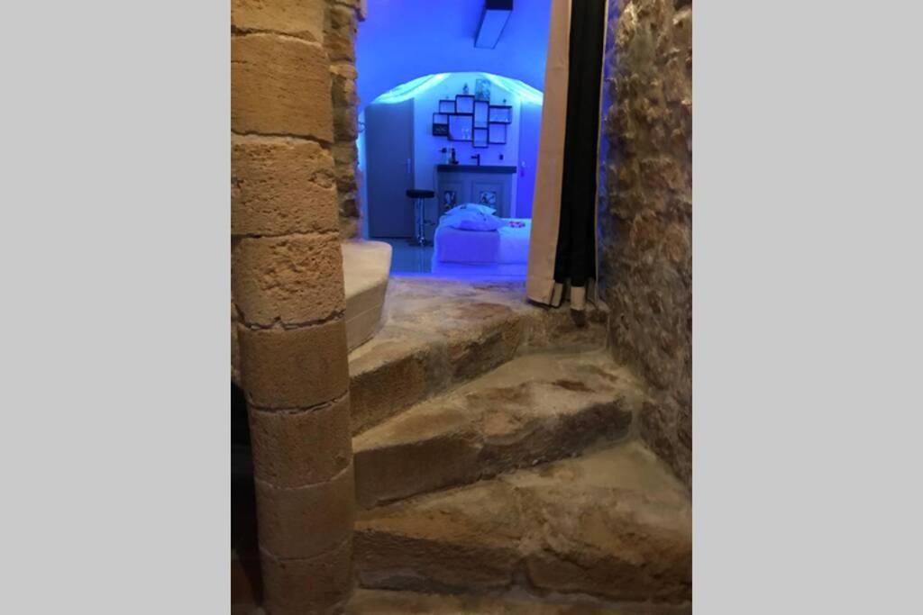 Les Secrets D'alcove, Nuits Romantiques Avec * Aix-en-Provence