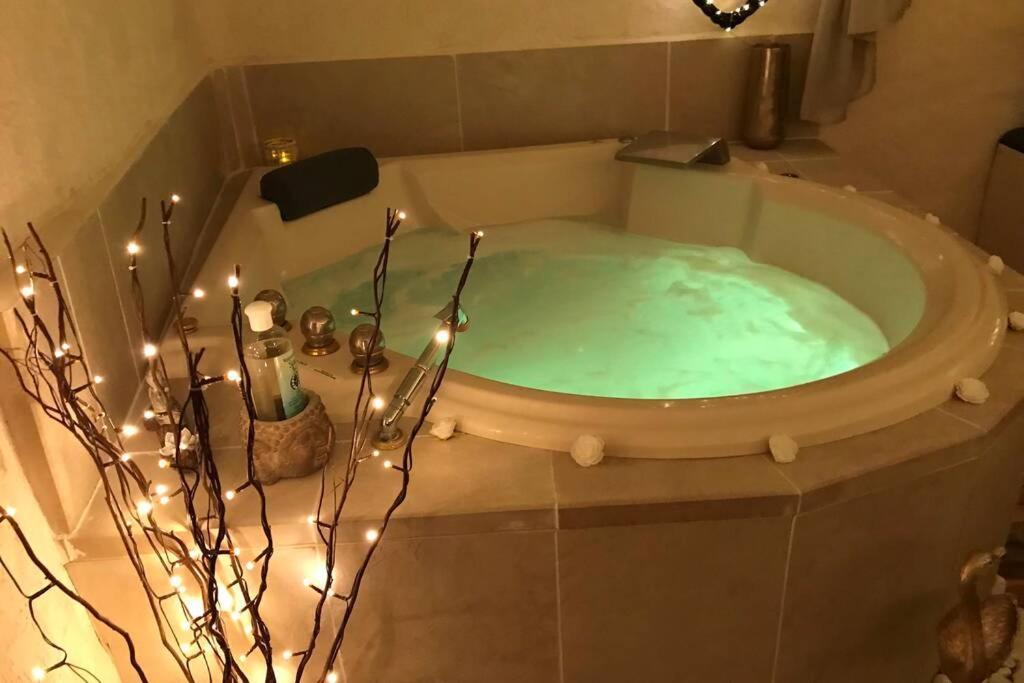 Les Secrets D'alcove, Nuits Romantiques Avec Apartment *