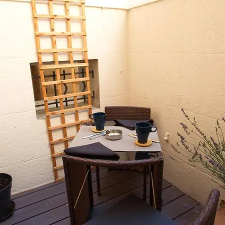 Les Secrets D'Alcove, Nuits Romantiques Avec Spa Aix-en-Provence Exterior photo